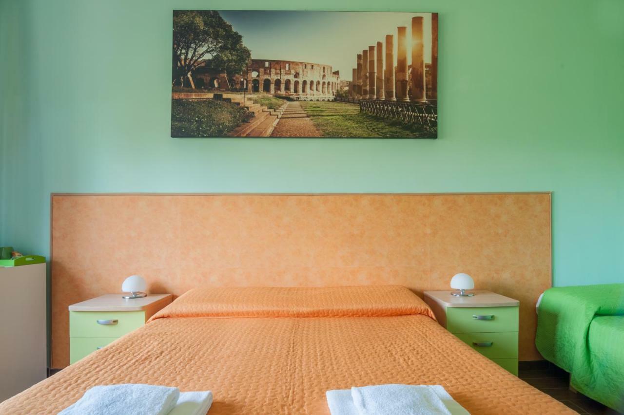 Отель World Wide Bed - Prenestino Рим Экстерьер фото